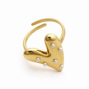 Ring pearl hearts