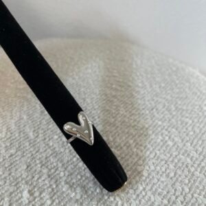 Ring pearl hearts