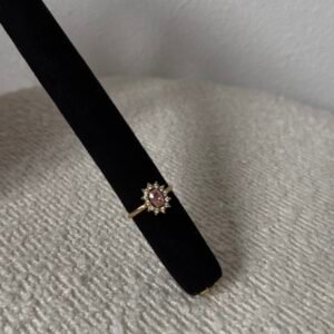 Ring diamond crown pink